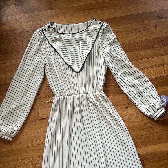 Vintage Cream Long-Sleeve Striped Dress With Black-Trimmed Collar - Picture 8 of 15